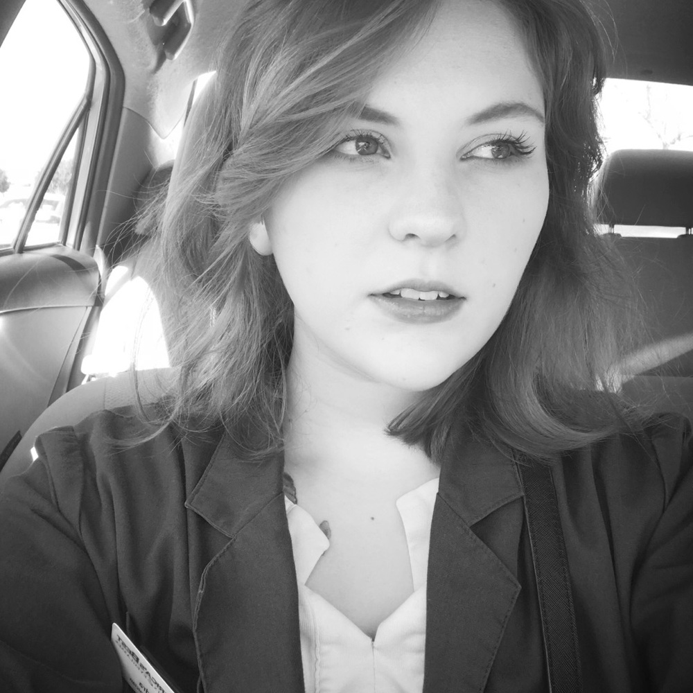 Meet your Posher, Cassandra